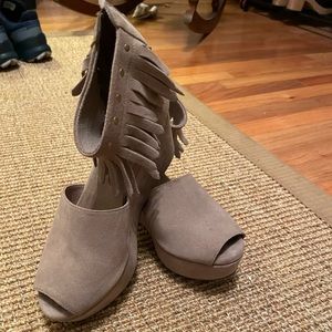 Like new Chocolate Blu